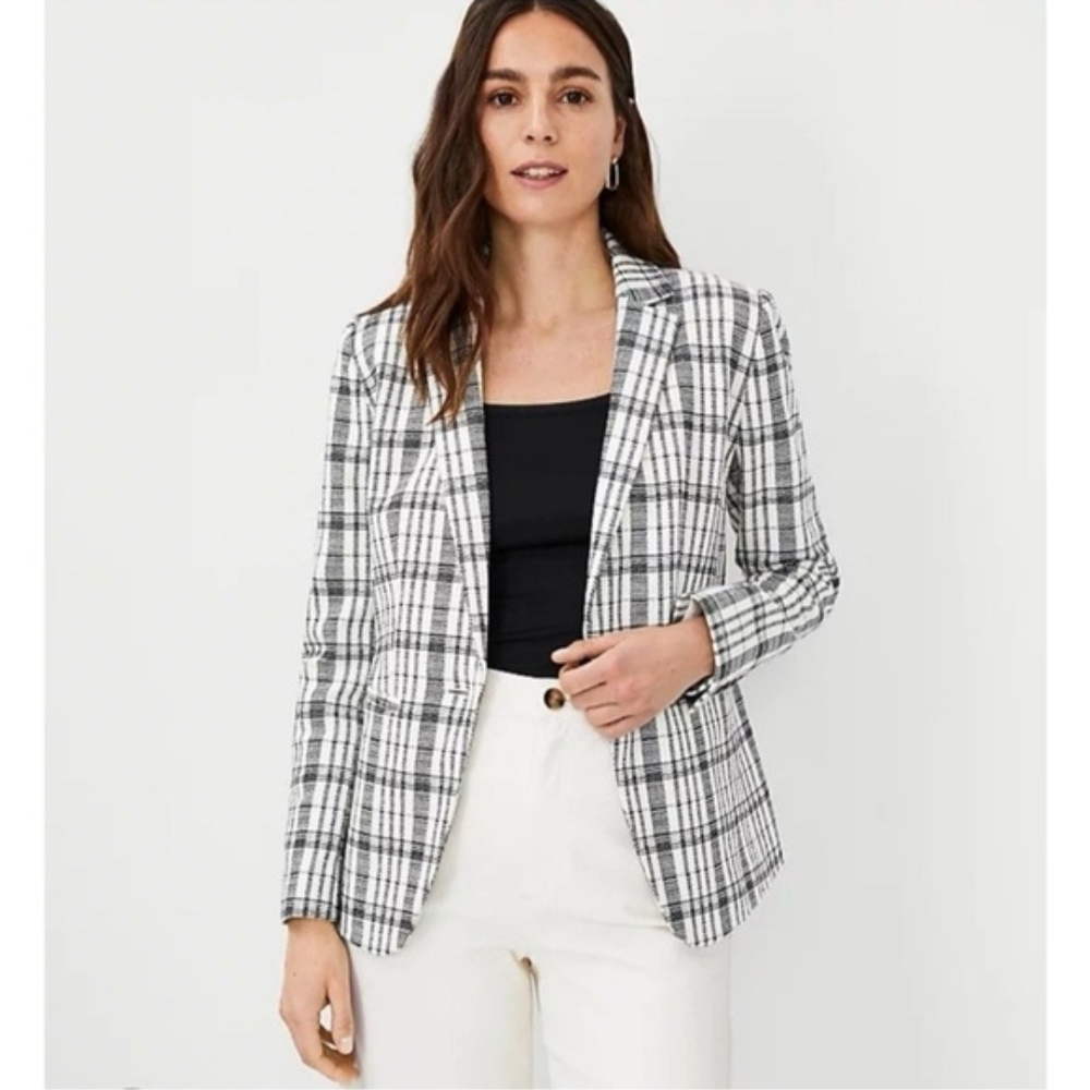 NWT - Ann Taylor Women's Plaid Blazer - Black and White Size 2